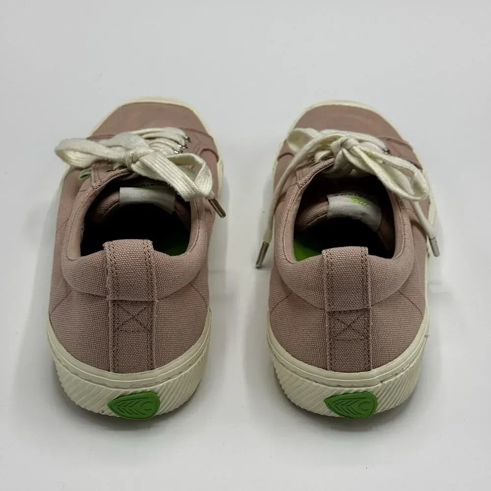 Cariuma OCA Shoes Women's 9 Pink White Canvas Low Top Lace Up Casual Sneakers